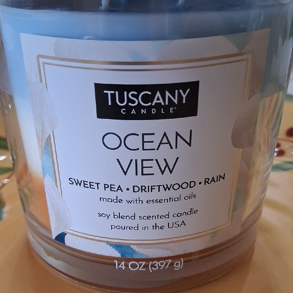 Tuscany Ocean View Scented Jar Candle - Blue & White. NWT. Delicious Scent!! - Picture 8 of 9